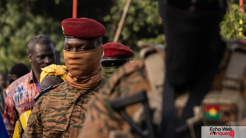 Burkina Faso : Le capitaine Traoré dément toute mutinerie et accuse les médias