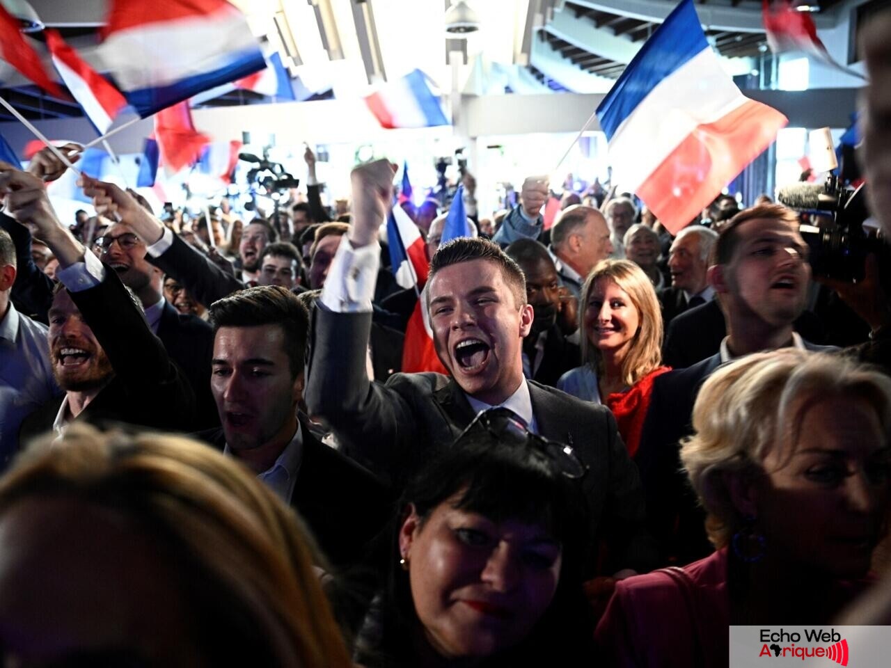 Campagne électorale en France : Législatives anticipées après la dissolution de l'Assemblée Nationale