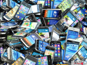 Comprendre les Impacts des Smartphones : Utilisation et Dangers Potentiels