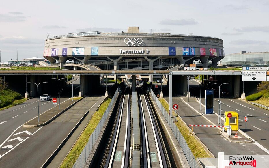 Grève annoncée dans les aéroports parisiens le jour même du début des JO