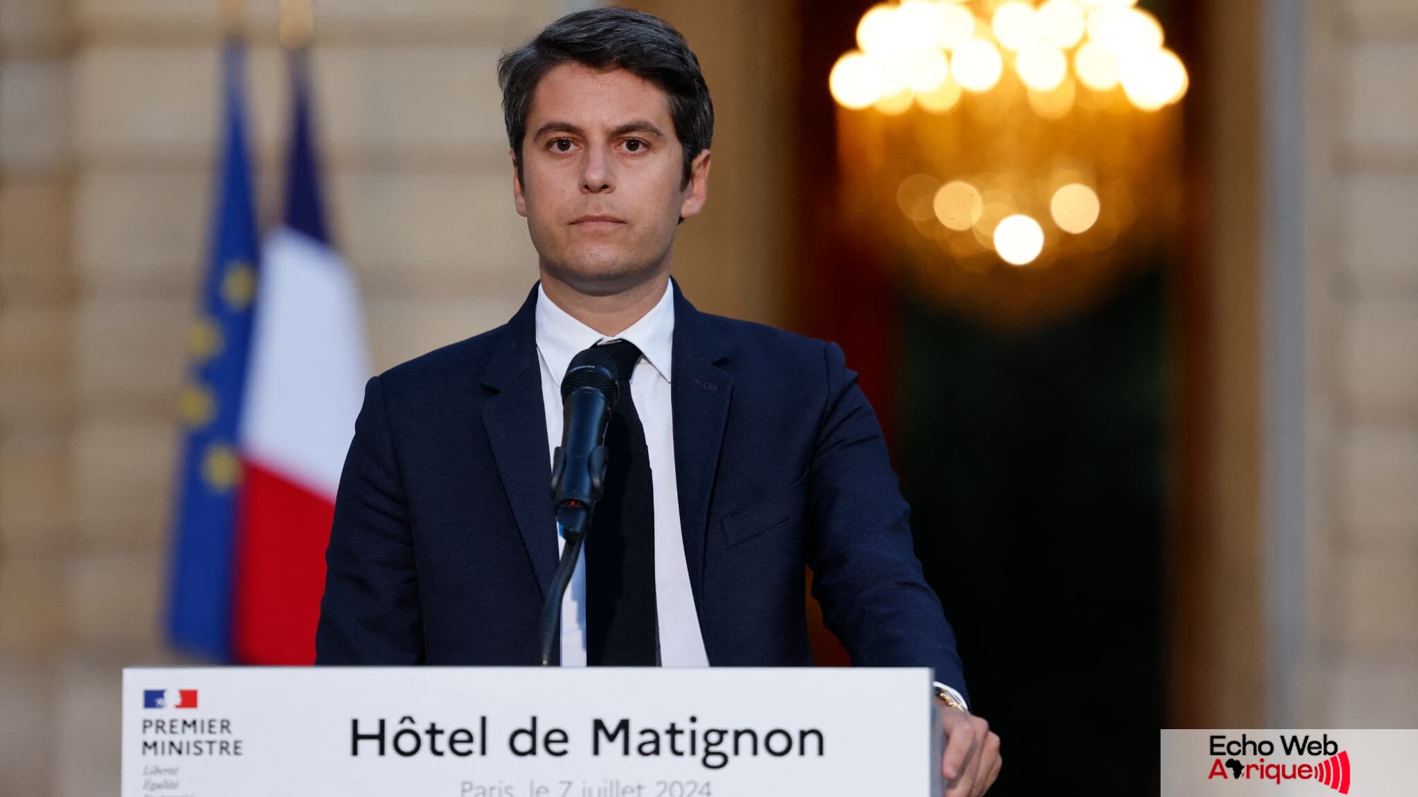 Le Premier ministre Gabriel Attal prononce un discours suite aux premiers resultats du second tour des elections legislatives francaises a Matignon a Paris le 7 juillet 2024 1899256