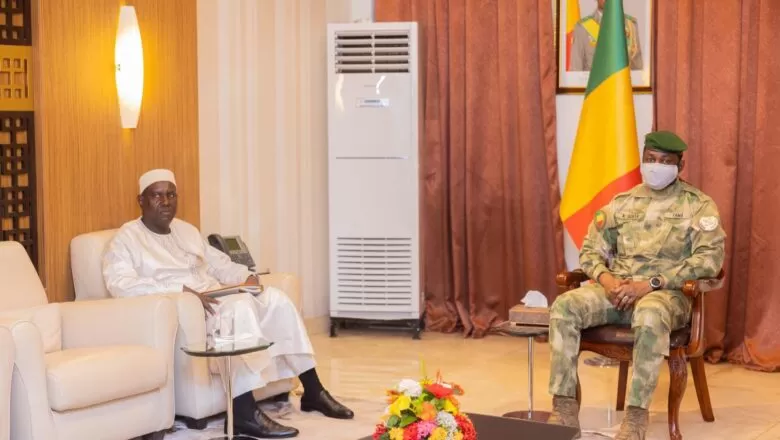 Mali : Le Président Goïta accueille de nouveaux ambassadeurs