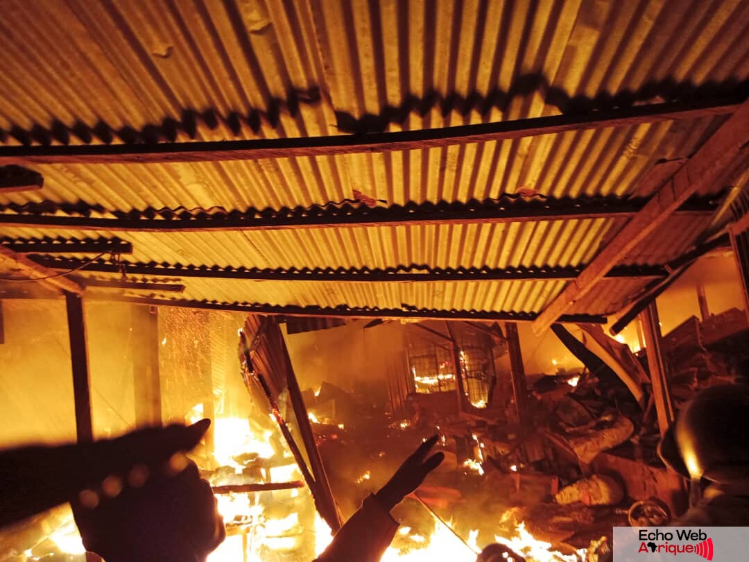 Togo : Incendie au marché de Kégué (vidéo)