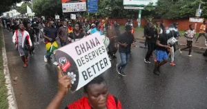 Manifestations à Accra : Le Ghana se mobilise contre l’orpaillage illégal