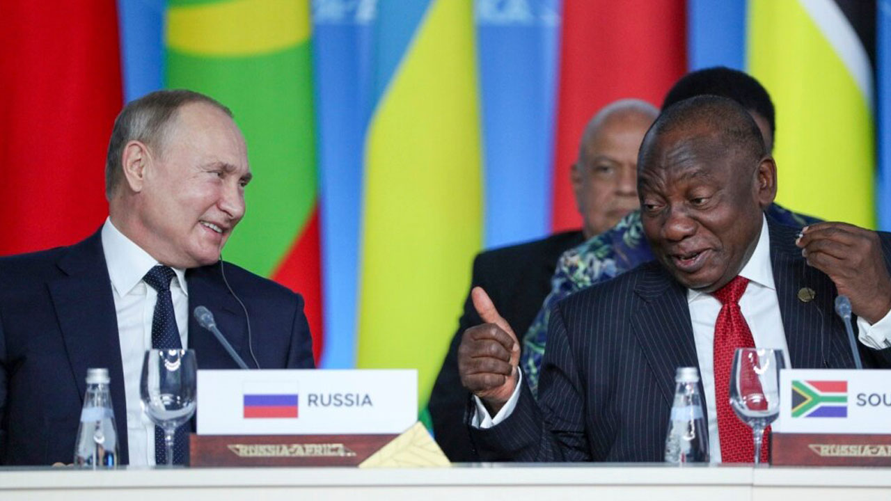 Poutine-Ramaphosa : Renforcement des liens au sommet des BRICS