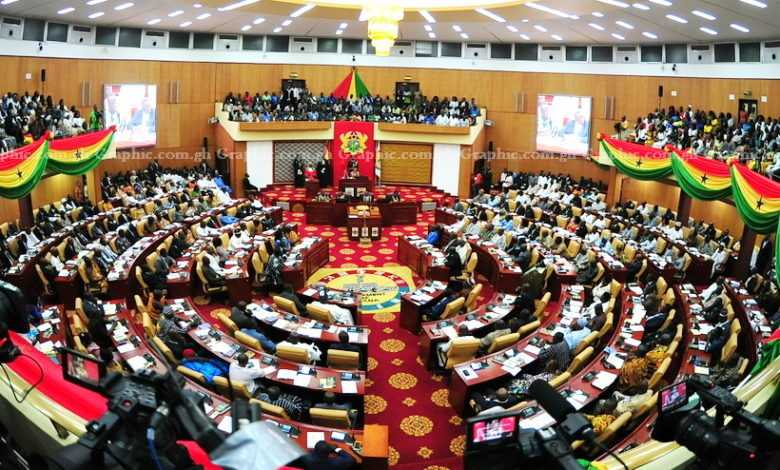 Le Parlement ghanéen paralysé par une bataille politique à l'approche des élections