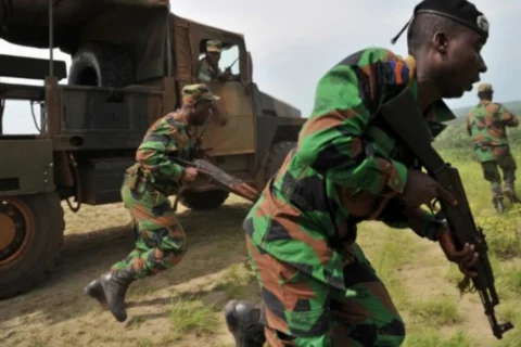 Trois militaires ivoiriens arrêtés à la frontière burkinabè, les détails