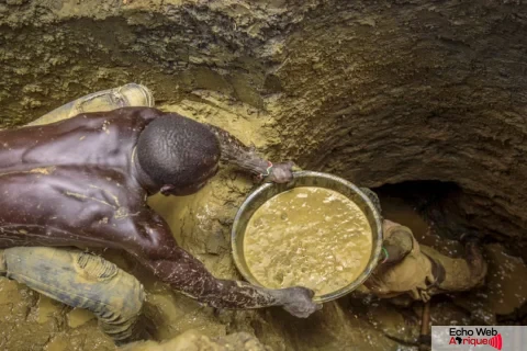 À partir de juin, l’extraction artisanale de l’or est suspendue sur l’ensemble du territoire malien. Cette décision, annoncée mardi par les autorités